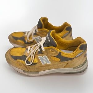 New Balance 992 “Gold Cream” Yellow Made In USA Size US 11.5